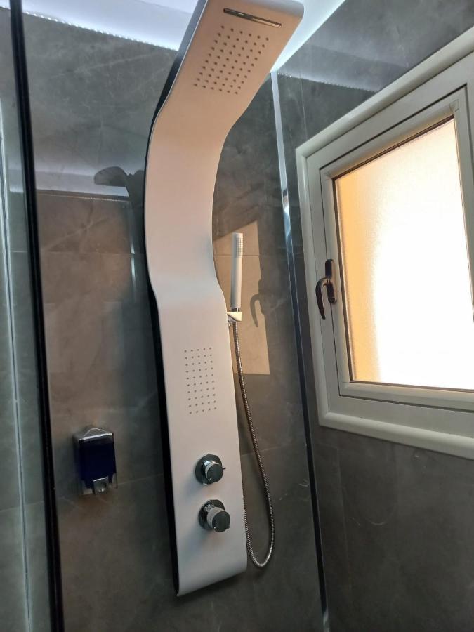 Modern Studio Apartment Armonia Court 帕拉利米尼 外观 照片